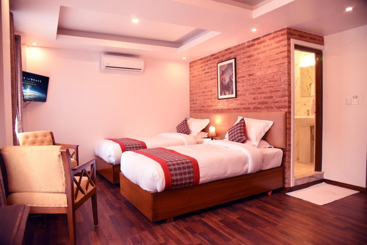 Kailash Kuti Inn Kathmandu Exterior photo