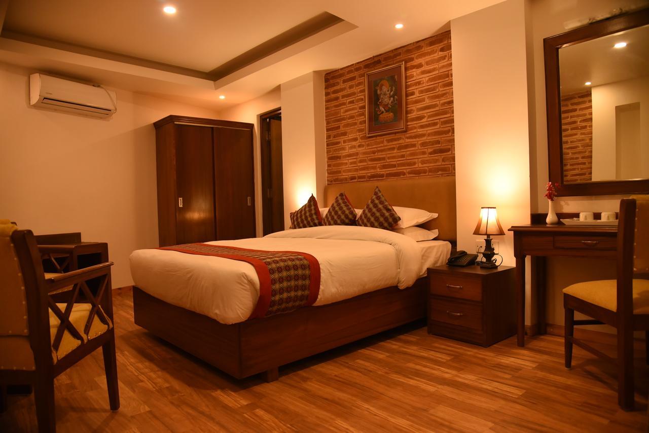 Kailash Kuti Inn Kathmandu Exterior photo
