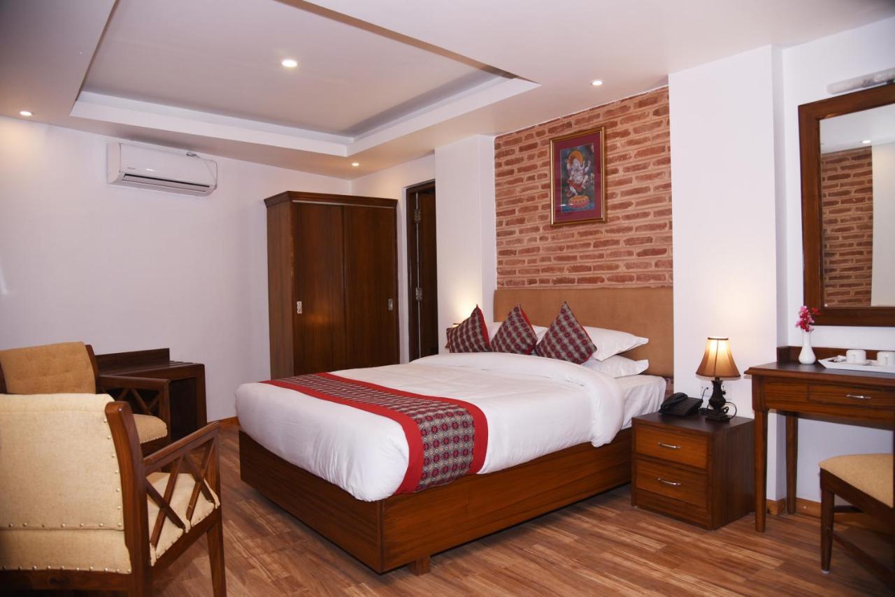 Kailash Kuti Inn Kathmandu Exterior photo